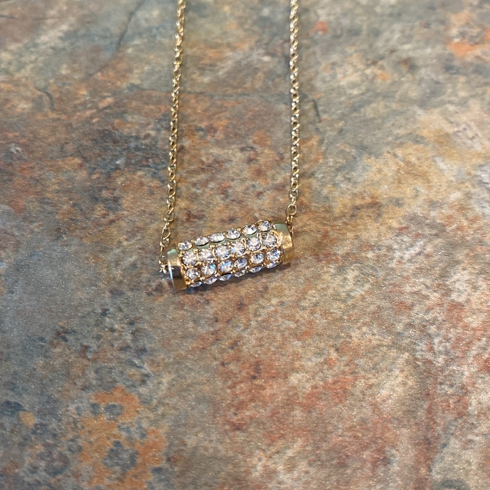 Apt. 9 Gold Necklace Elegant Jewelry NWT - Picture 2 of 5